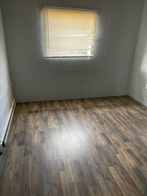Foto del edificio - 216 Hicks Rd
