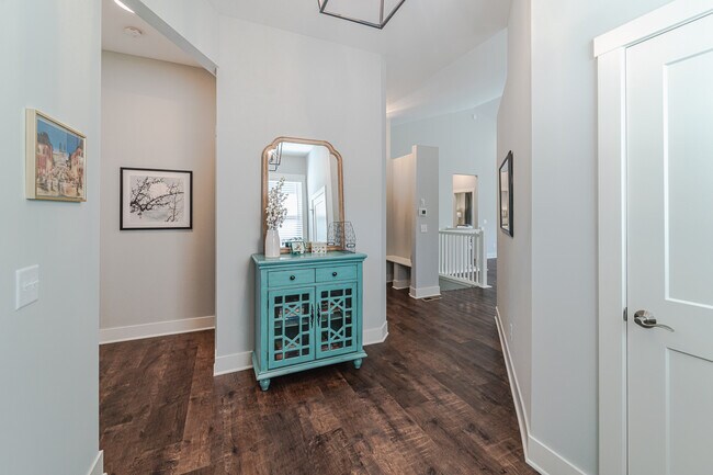 Foto del edificio - 5070 Ranchview Ln N