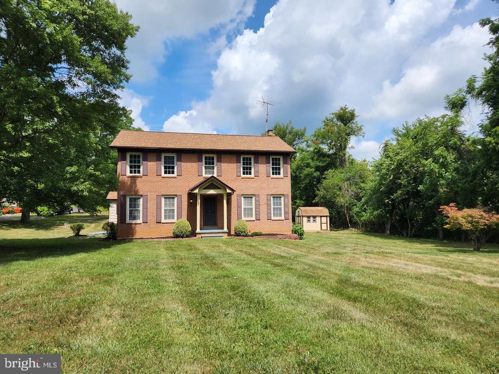 Foto principal - 19407 James Monroe Hwy