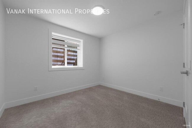 Building Photo - Brand-New Luxury Home in Prime Tsawwassen - 2 Bed, 1 Bath