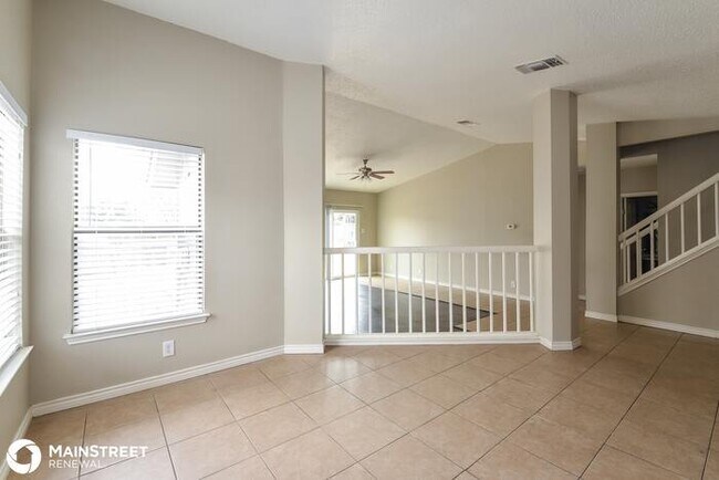Building Photo - 7938 Sonny Rdg, San Antonio, TX 78244