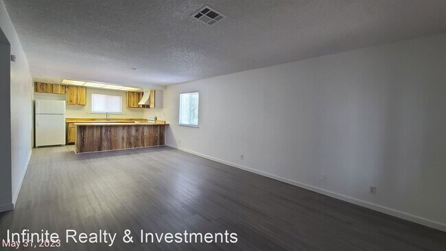 Building Photo - 2 br, 2 bath House - 4743 Sand Creek Unit C
