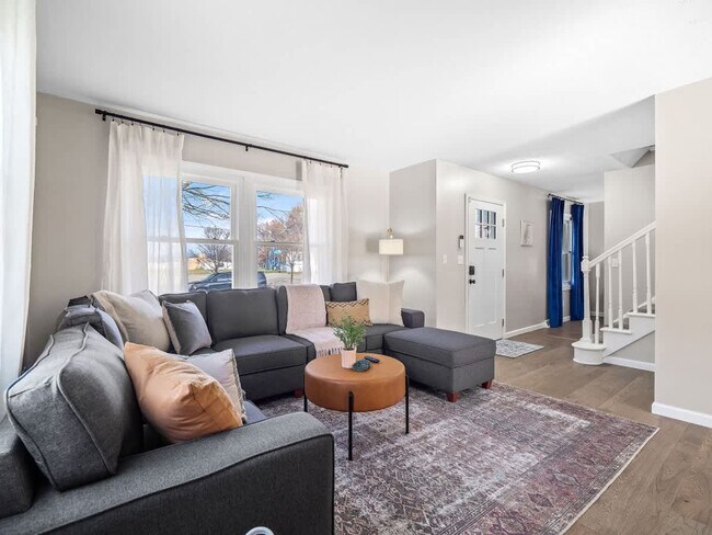 Foto del edificio - 4861 Pineview Dr