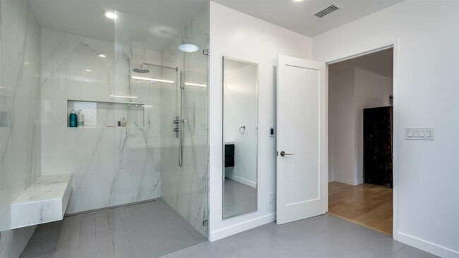 master bath shower - 10616 Ayres Ave