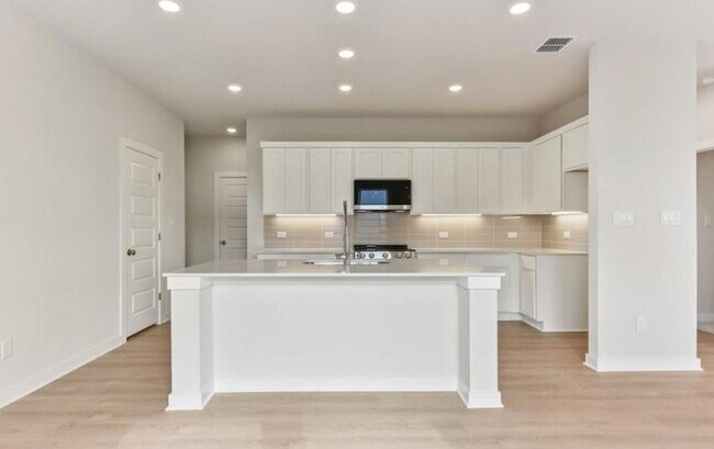 Foto del edificio - 1217 Lavender Wy