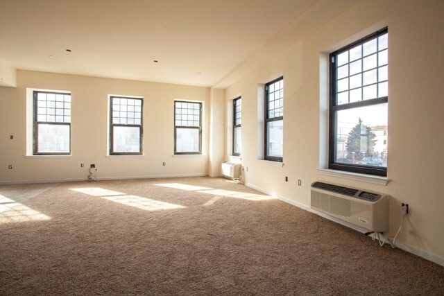 Foto del edificio - 190 Culver Ave