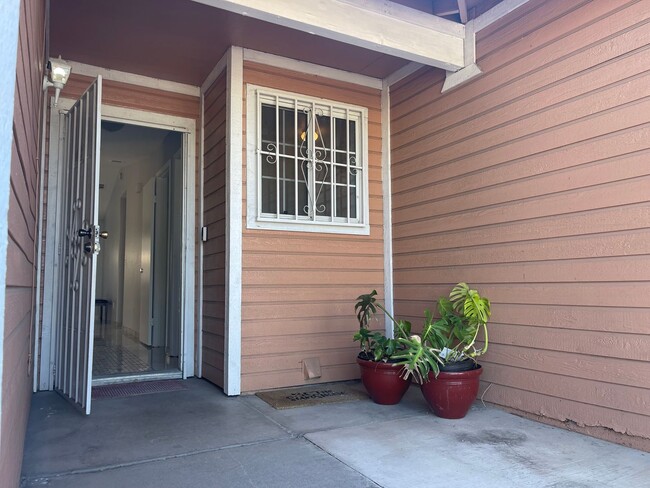 Foto del edificio - First Month Free!! 3-Bedroom Home