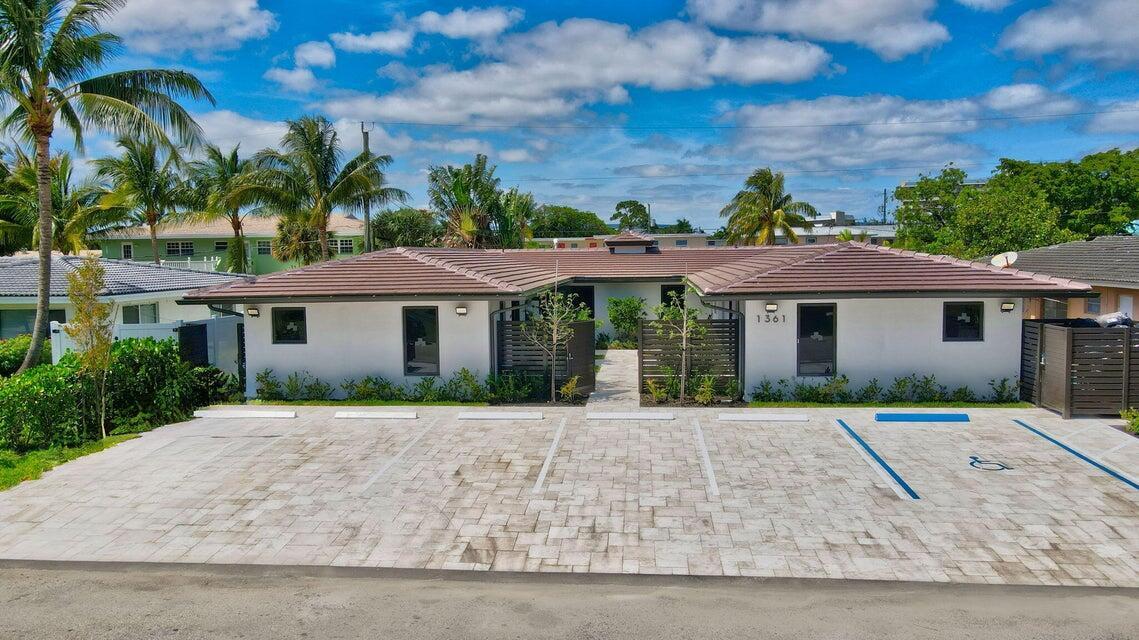Foto principal - 1361 SE 4th St