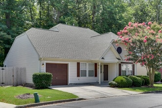 Building Photo - 1133 Lady Ashley Dr