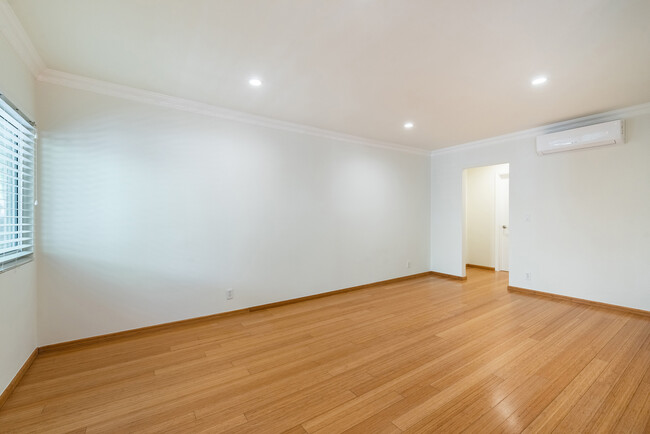 Foto del edificio - 3220 Altura Ave