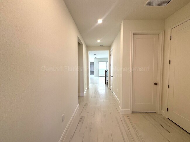 Foto del edificio - 9819 Gobat Aly