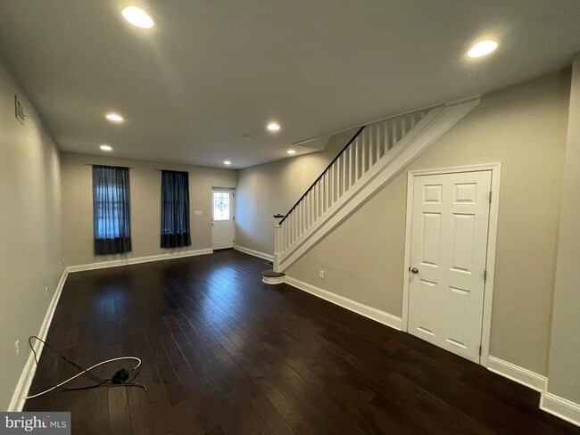 Foto del edificio - 3157 Cedar St