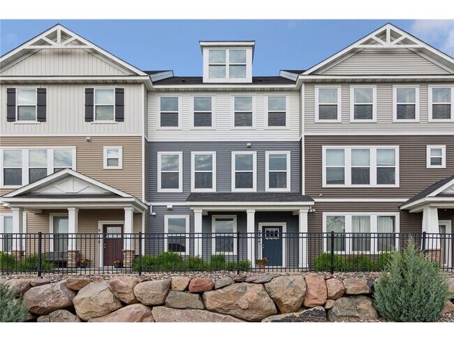 Foto del edificio - 514x Hampton St NE