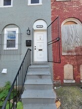 Building Photo - 2509 McHenry St