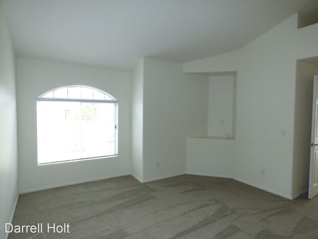 Building Photo - 2 br, 2 bath House - 8587 Via Mallorca Unit B