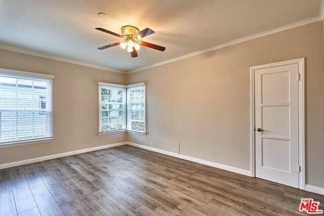 Foto del edificio - 1221 4th Ave