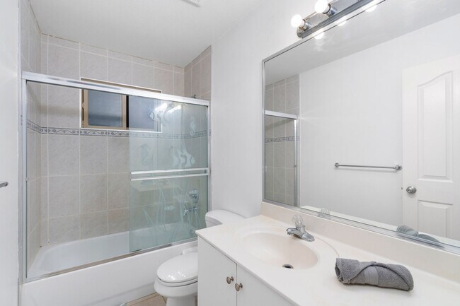 Photo du bâtiment - 6843 Fraser St