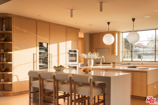 Foto del edificio - 500 Ocampo Dr