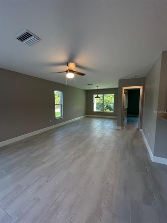 Building Photo - 12075 HENLEY Ave