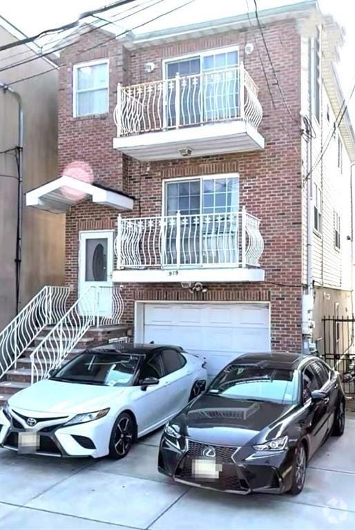 Building Photo - 919 Paterson Plank Rd