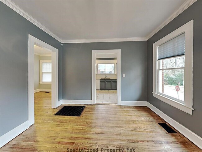 Foto del edificio - 980 Woodland Ave SE