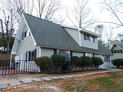 Primary Photo - 1 Wintergreen Ln
