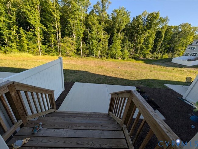 Foto del edificio - 10861 Farmstead Ml Ln