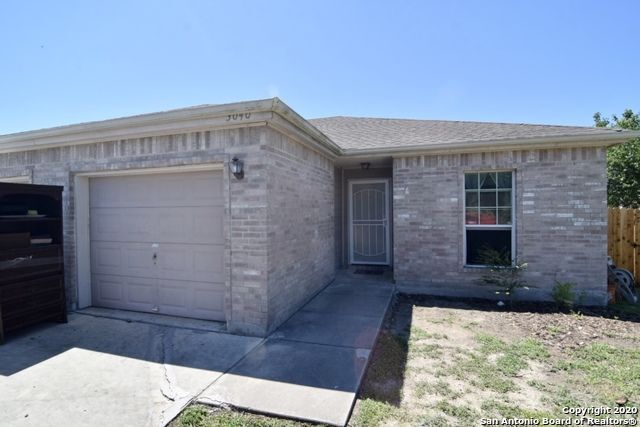 Building Photo - 3040 Pine Valley Dr