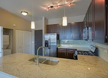 Photo - 2299 S Michigan Ave (Chicago, IL)