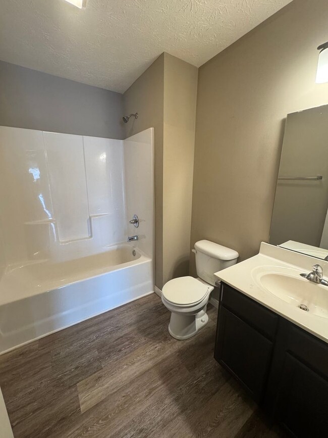 Foto del edificio - 3 Bedroom Single Family Home