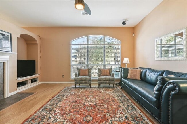 Building Photo - 3805 Pebble Ct
