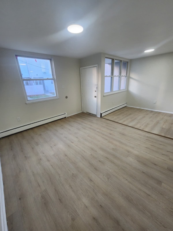 Building Photo - 2201 Murray Ave