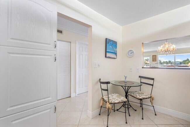 Foto del edificio - 3114 S Ocean Blvd
