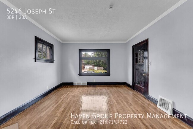Foto del edificio - 5246 Joseph St