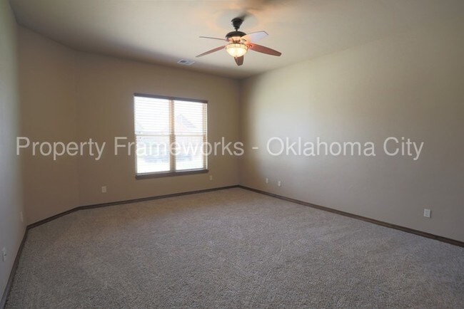 Building Photo - Gorgeous 4/2..5/2 home in Bent Wood Creek.