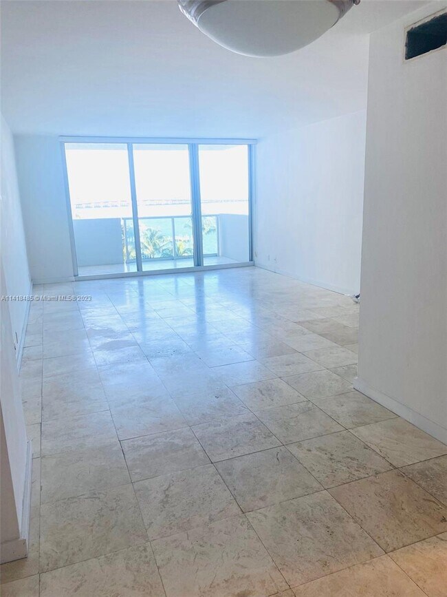 Foto del edificio - 1200 West Ave