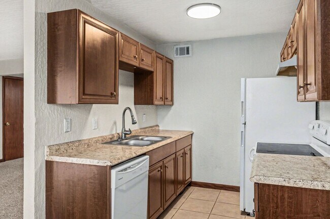 Foto del edificio - 1123 Tree Ridge Ln NE