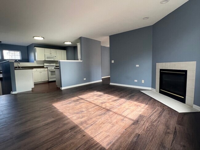 Foto del edificio - 3413 Blue Ridge Dr