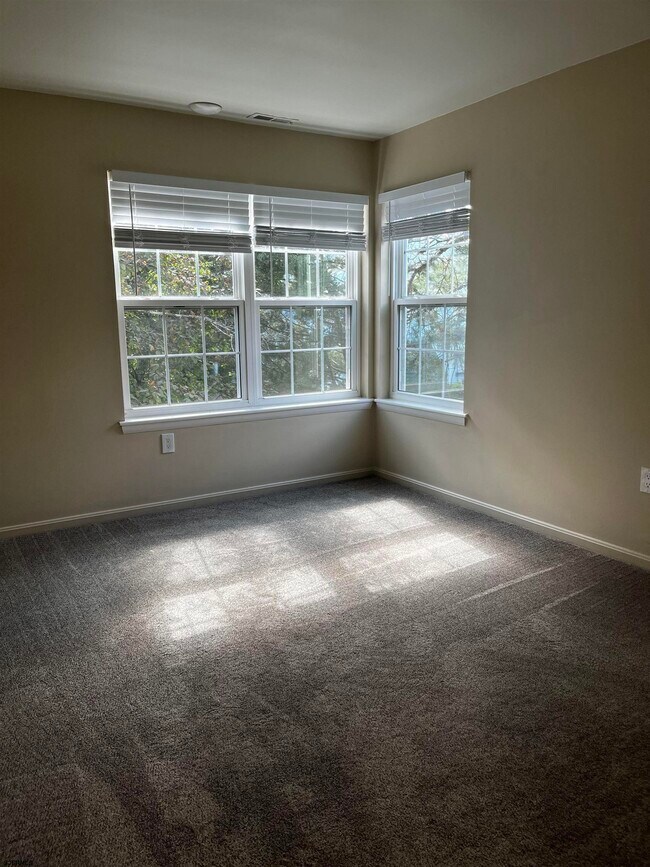 47 Driftwood Ct Unit 47, Absecon, NJ 08205 Condo for Rent in Absecon