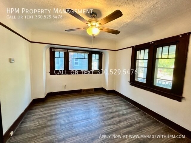 Building Photo - Single Family Home Available for Rent