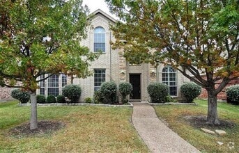 Building Photo - 9212 Regal Oaks Dr