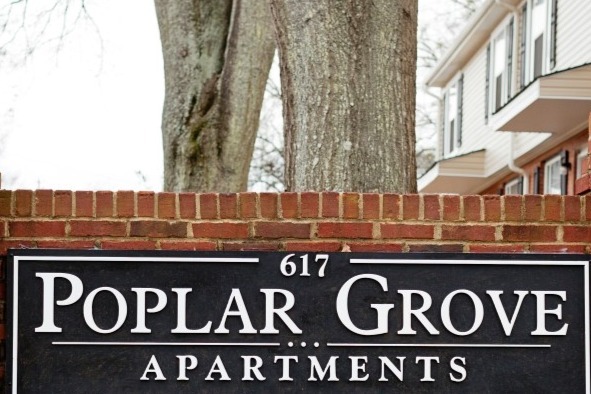 ¡Bienvenido a Poplar Grove Apartments! - Poplar Grove