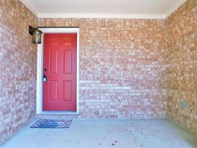 Building Photo - 2208 Overlook Ln