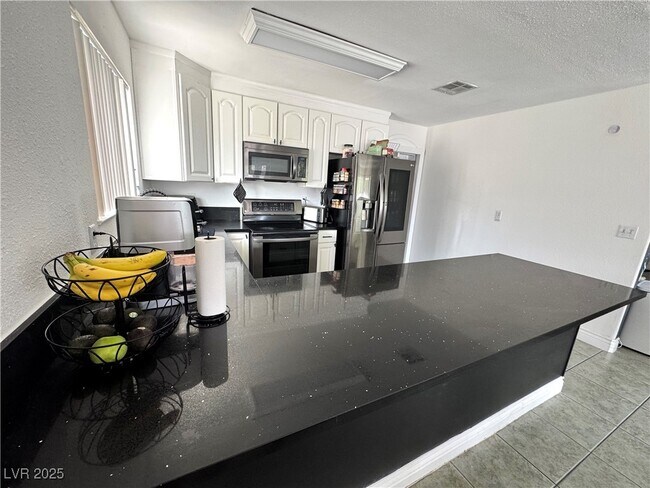Foto del edificio - 5248 Rambling Rd