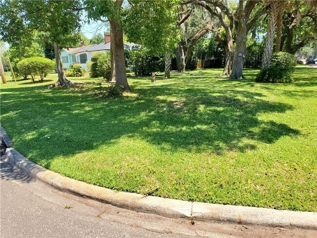 Photo - 8017 Oakwood St (Jacksonville, FL) Apartments