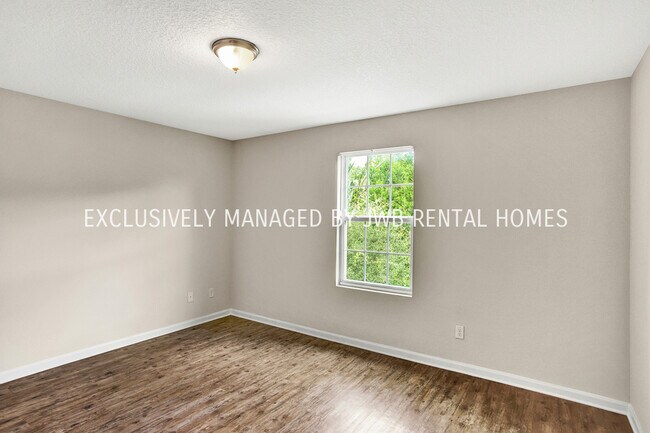 Building Photo - 8451 McGirts Village Ln