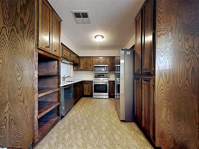 Foto del edificio - 207 Oakwood St