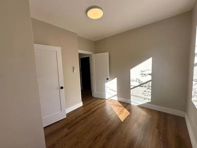 Foto del edificio - 18 Reed St