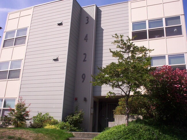 Front of building - 3429 Burke Ave N