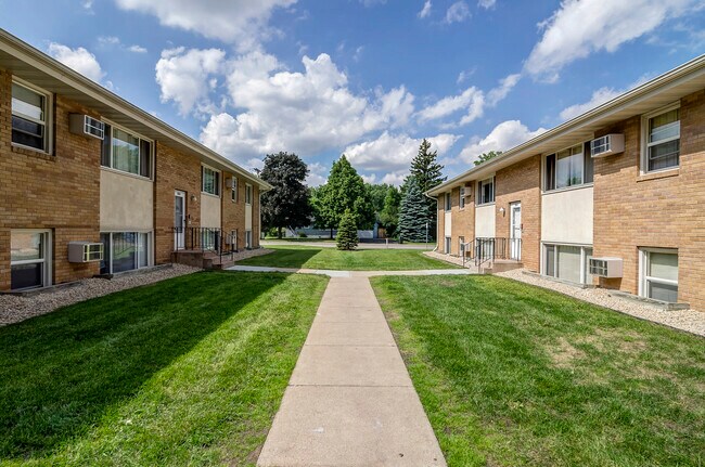 Foto del edificio - 36th Ave Apartments